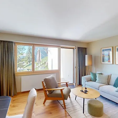 With Fireplace & Mountain View *