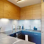 With Fireplace & Mountain View Apartament