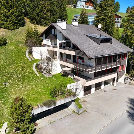 With Fireplace & Mountain View Appartement Valbella